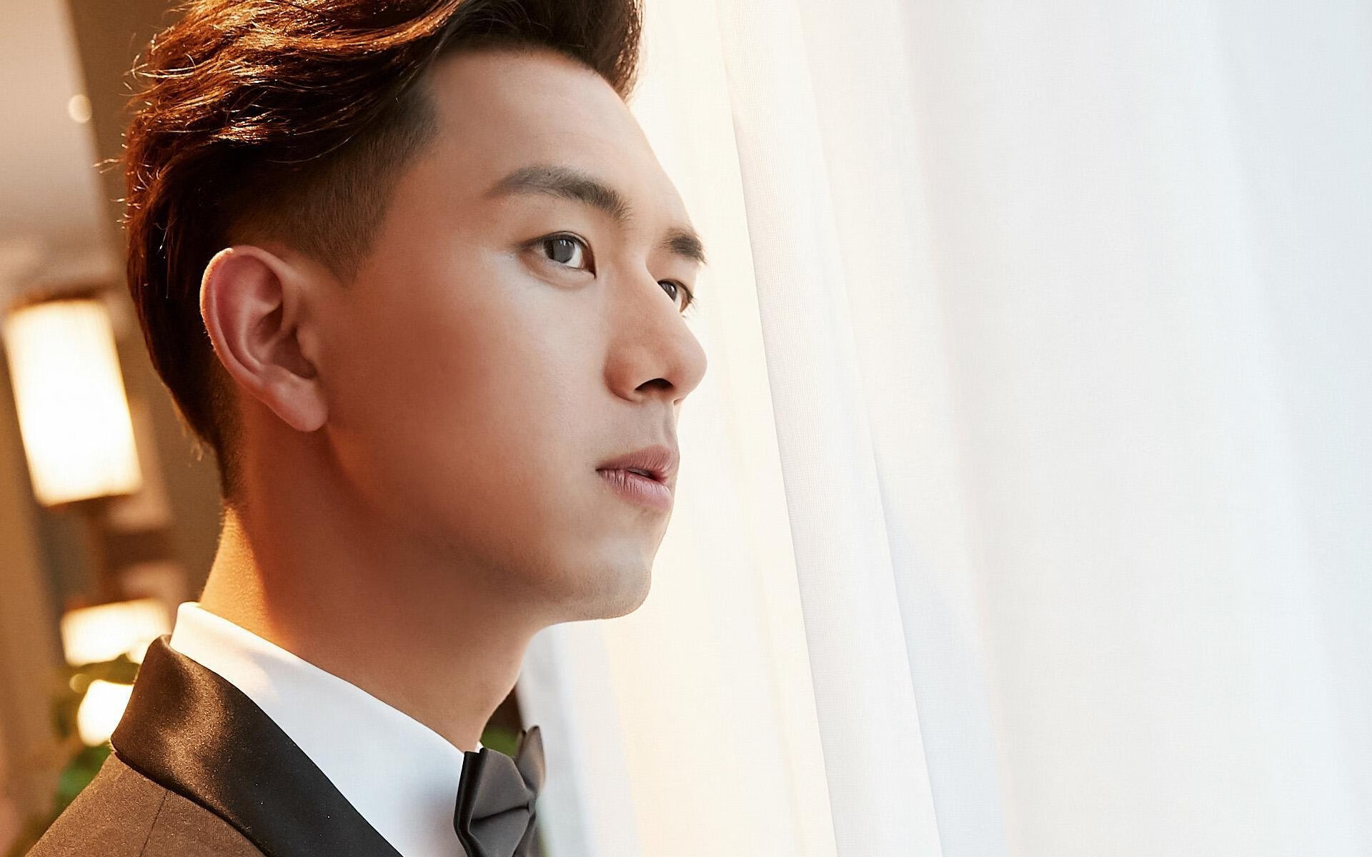 女足国家队新教练上任,首次亮相发布会引关注,现任国家女足教练